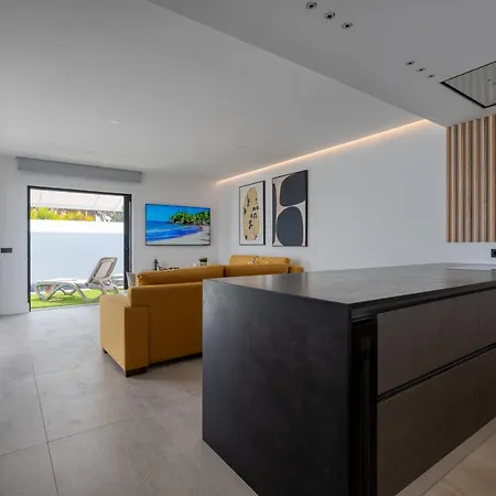 Fully Refurbished House In 2022 - Private Heated Pool - Gran Canaria